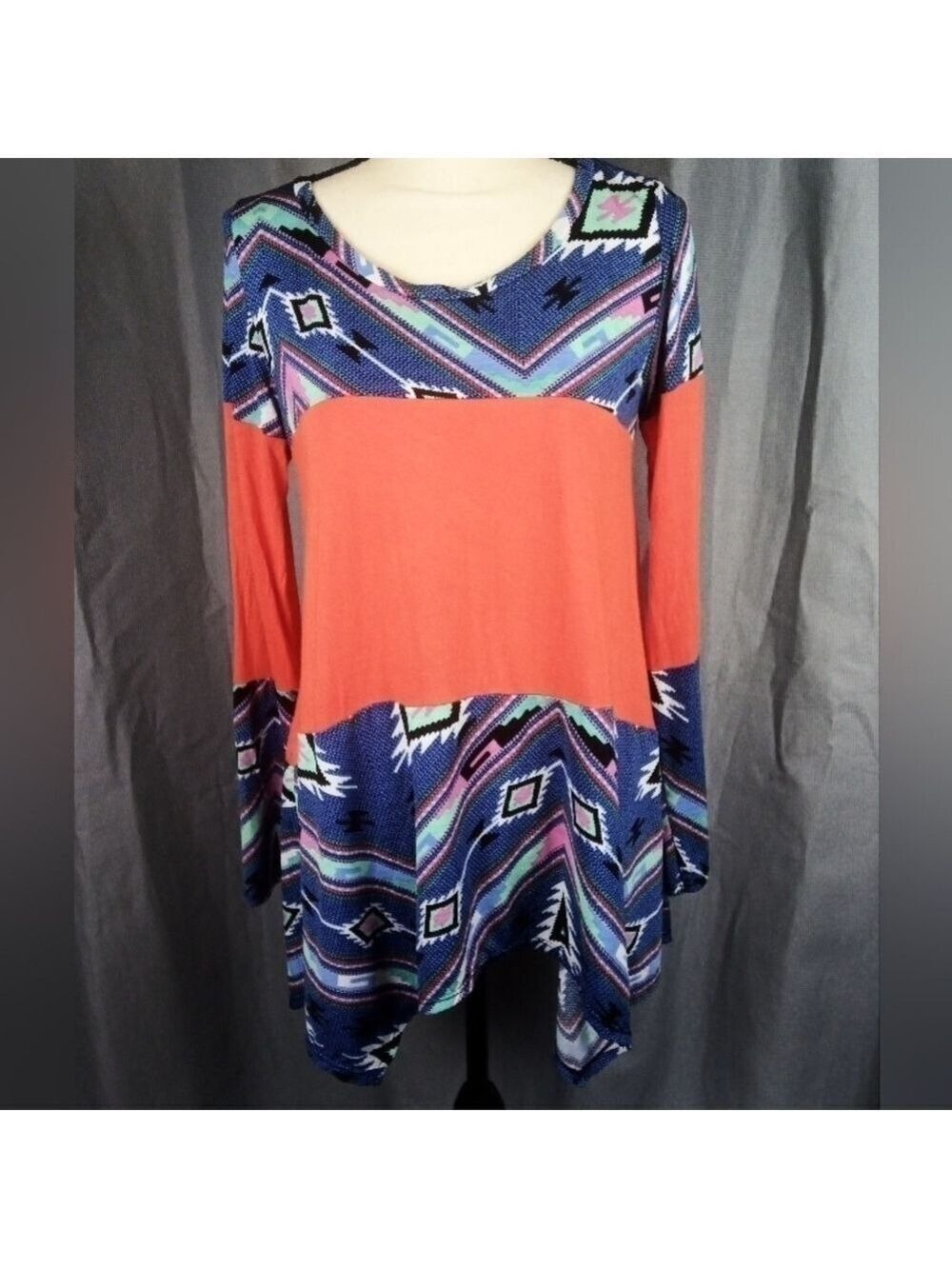Geometric Long Sleeve Top XL